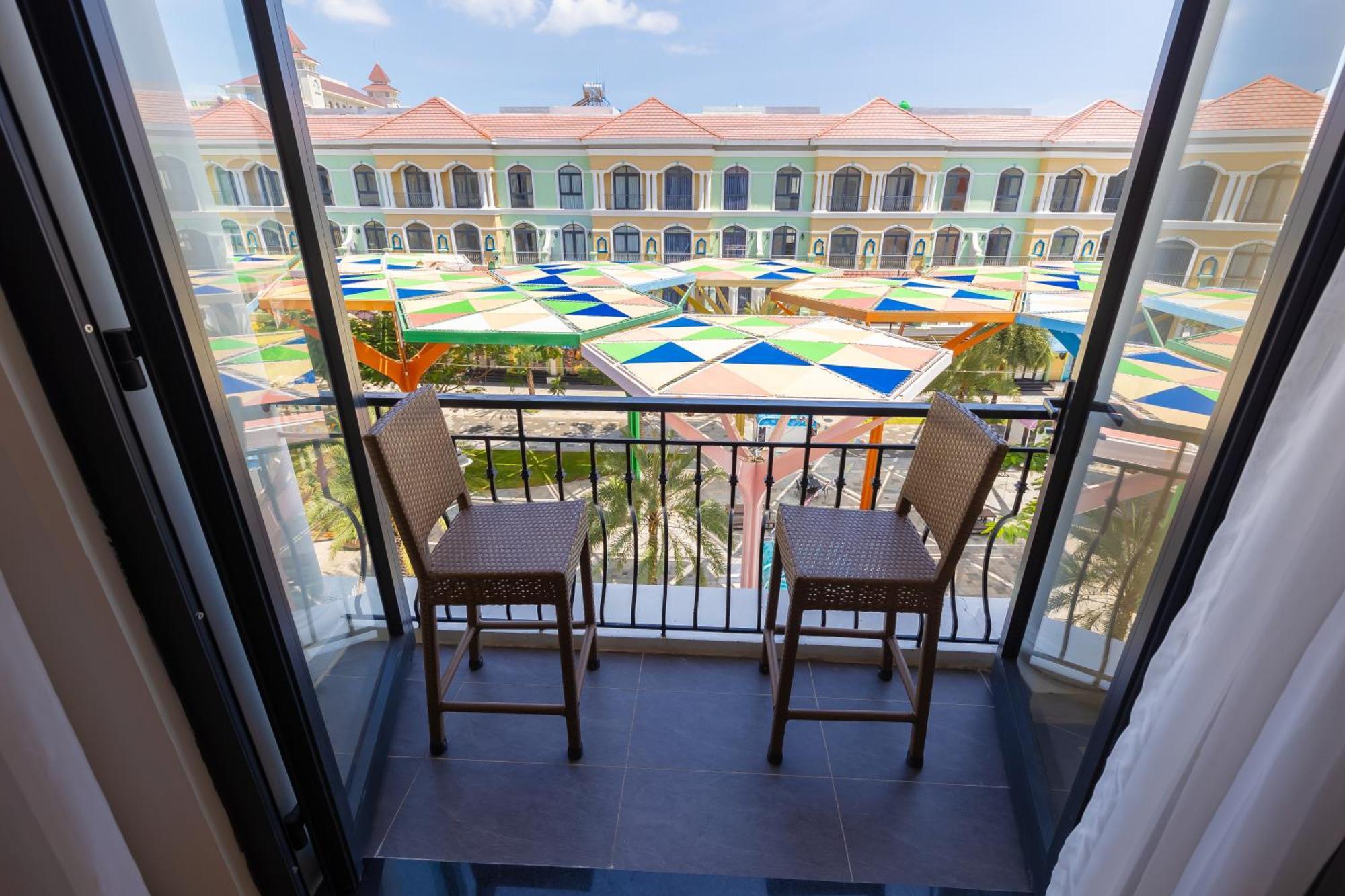 Solea Hotel Grandworld Phu Quoc Exteriör bild